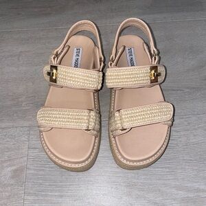 Steve Madden “Bigmona” Platform Sandals